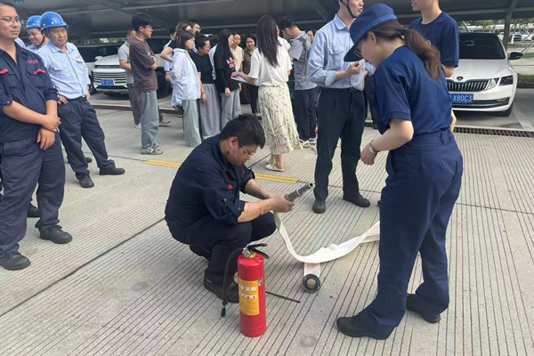 筑牢安全防線！奇億金屬開展全員安全消防實戰(zhàn)培訓 圖3