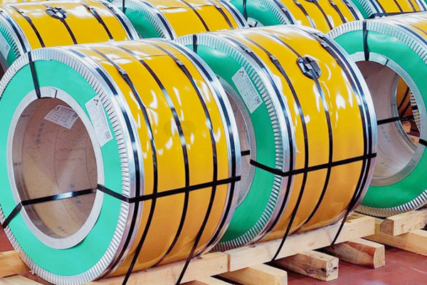 2025年精密不銹鋼帶行業(yè)迎來黃金發(fā)展期，技術(shù)創(chuàng)新與產(chǎn)能擴(kuò)張并進(jìn)